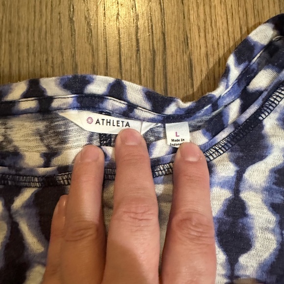 Athleta Racerback Tank-Size Large - Picture 2 of 3